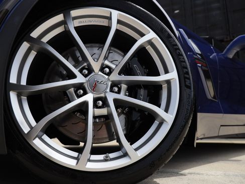 Used 2018 Chevrolet Corvette Grand Sport RWD image 37