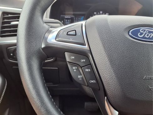 Used 2024 Ford Edge Titanium AWD/4WD image 12