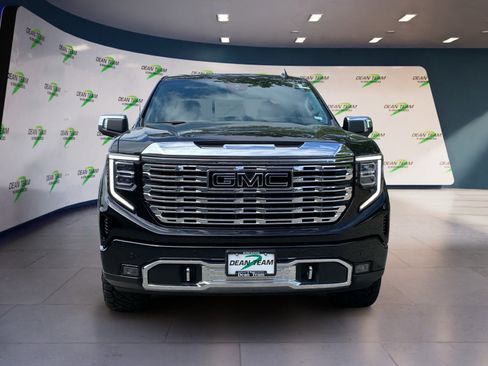 Used 2026 GMC Sierra 1500 Denali AWD/4WD image 2