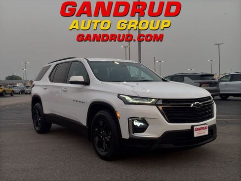 Used 2022 Chevrolet Traverse LT w/ Midnight/Sport Edition AWD/4WD image 1