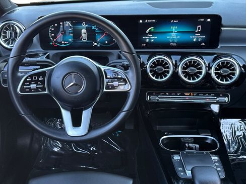 Certified 2022 Mercedes-Benz A 220 image 29