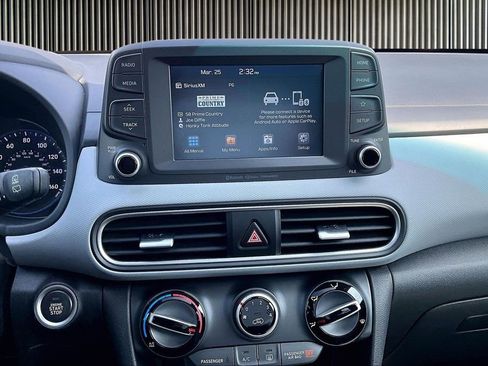 Used 2018 Hyundai Kona SEL w/ SEL Tech Package 02 image 7