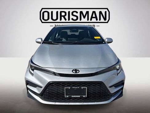 Used 2024 Toyota Corolla SE image 2