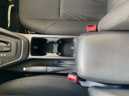 Used 2017 Ford Focus SE image 27