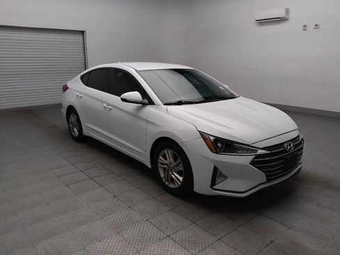 Used 2019 Hyundai Elantra SEL FWD image 13