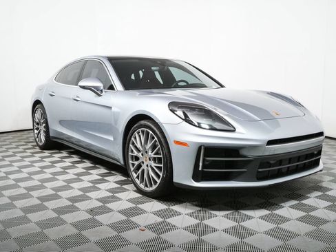Certified 2024 Porsche Panamera 4 AWD/4WD image 30