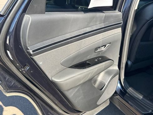 Used 2024 Hyundai Tucson Limited AWD/4WD image 17