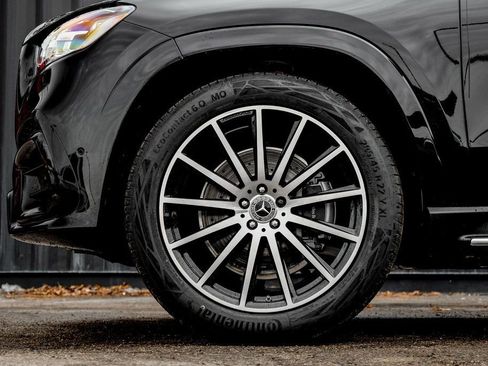 New 2026 Mercedes-Benz GLS 580 4MATIC image 4