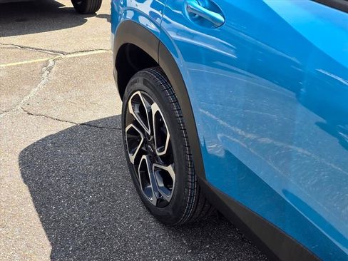 New 2026 Chevrolet Trax RS FWD image 19