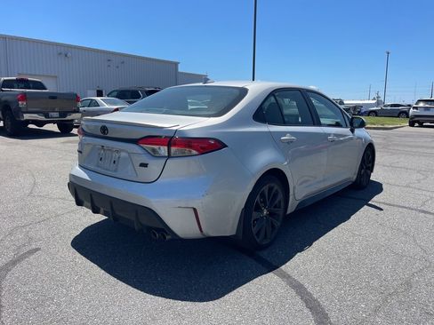 Used 2024 Toyota Corolla SE FWD image 5