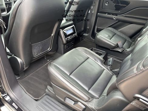 Used 2022 Lincoln Aviator Reserve w/ Elements Package Plus image 23