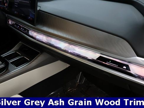 Used 2024 BMW 760i xDrive w/ Executive Package image 15