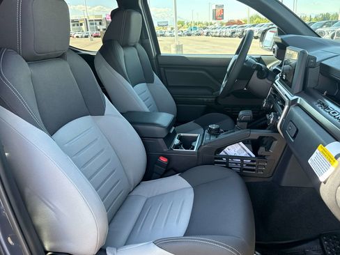 New 2026 Toyota Tacoma TRD Off-Road AWD/4WD image 13