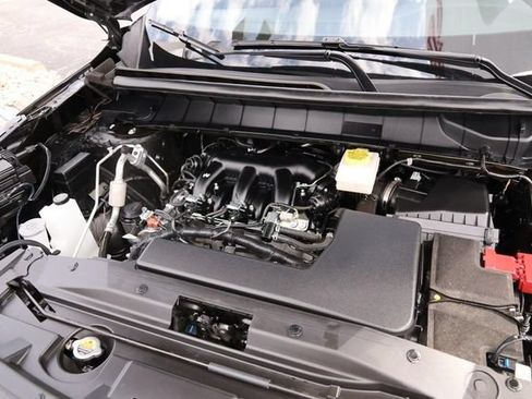 Certified 2025 Nissan Pathfinder SL AWD/4WD image 29