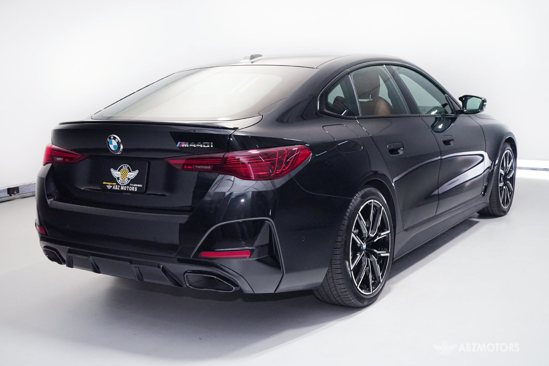 Used 2026 BMW M440i RWD image 5