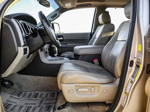 Used 2010 Toyota Sequoia Limited image 9