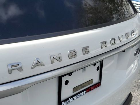 Used 2017 Land Rover Range Rover Sport SE image 9