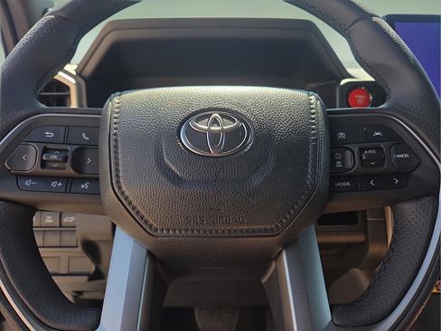 New 2026 Toyota 4Runner TRD Off-Road Premium AWD/4WD image 25