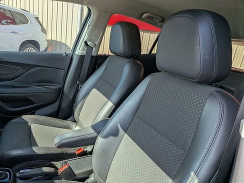 Used 2018 Buick Encore Preferred FWD image 12