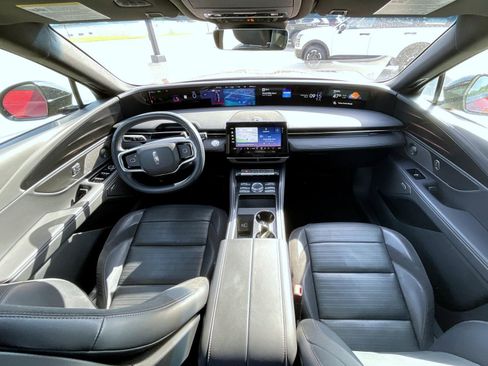 Used 2024 Lincoln Nautilus Reserve w/ Equipment Group 202A AWD/4WD image 13