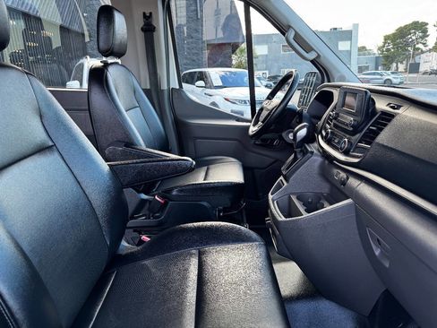 Used 2023 Ford Transit 350 XL image 42