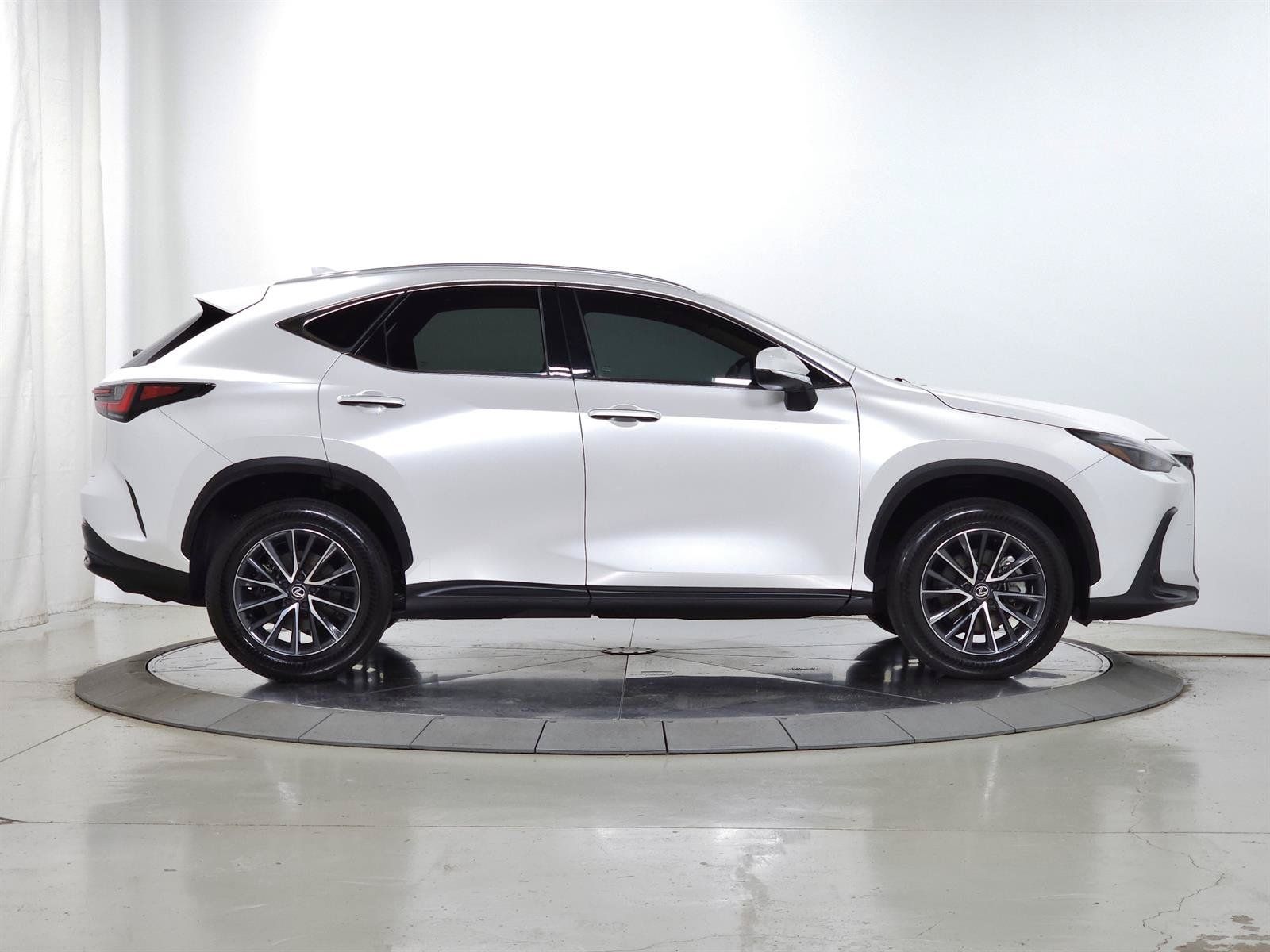 Used 2024 Lexus NX 350 AWD w/ Cold Area Package image 11