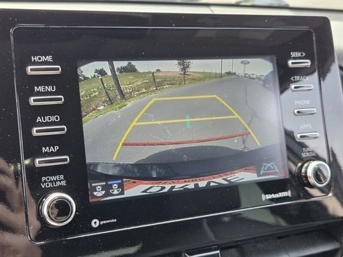 Used 2022 Toyota Camry SE w/ Convenience Package FWD image 21