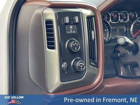 Used 2015 Chevrolet Silverado 2500 High Country w/ Duramax Plus Package image 13