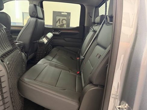 New 2026 GMC Sierra 1500 Denali w/ Denali Reserve Package image 30