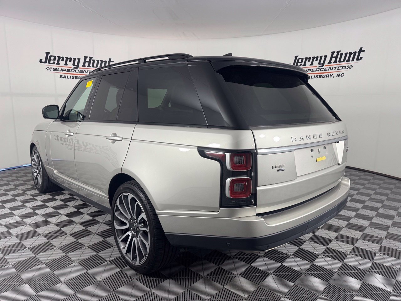 Used 2020 Land Rover Range Rover HSE AWD/4WD image 9