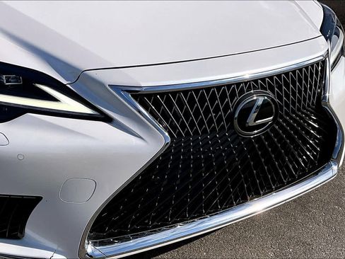 Used 2023 Lexus LS 500 image 30