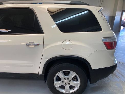 Used 2010 GMC Acadia SL w/ Preferred Package image 15