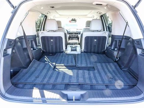 Used 2023 Honda Pilot Elite image 29