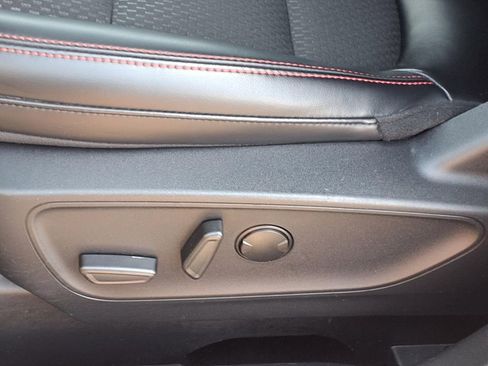 Used 2024 Ford Escape ST-Line w/ Tech Pack #1 AWD/4WD image 4