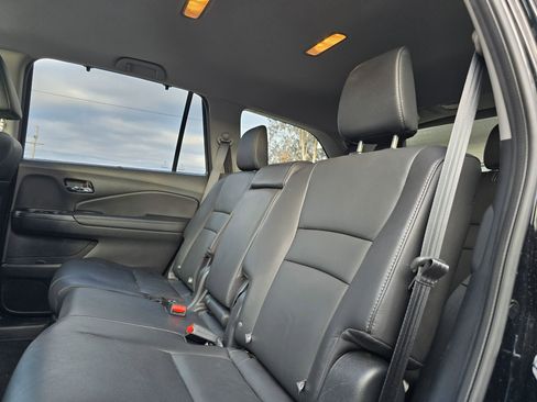 Used 2021 Honda Pilot Special Edition image 11