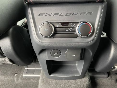 New 2026 Ford Explorer ST-Line w/ ST-Line Street Pack image 19