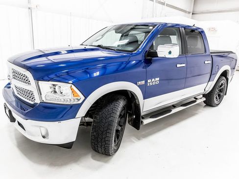 Used 2016 RAM 1500 Laramie w/ Convenience Group AWD/4WD image 2