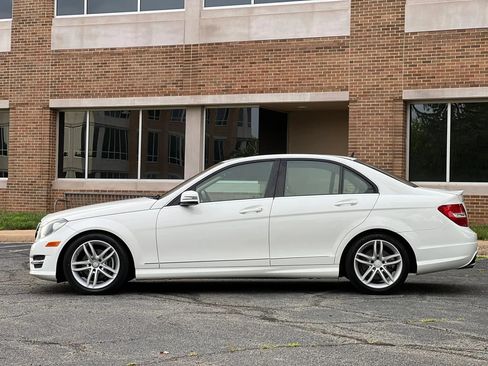 Used 2014 Mercedes-Benz C 250 Sedan image 2