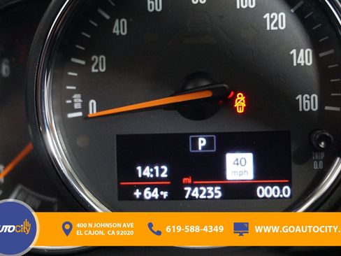 Used 2019 MINI Cooper S w/ Premium Package image 3