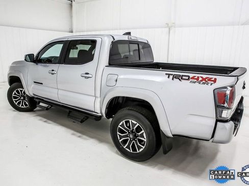 Used 2023 Toyota Tacoma TRD Sport image 4