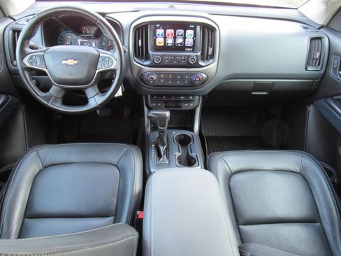 Used 2018 Chevrolet Colorado Z71 RWD image 19