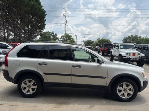 Used 2005 Volvo XC90 2.5T AWD/4WD image 6