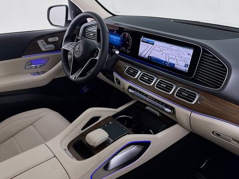 New 2026 Mercedes-Benz GLE 450e 4MATIC image 15