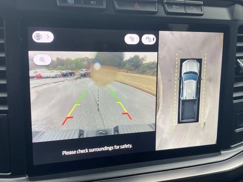 Used 2023 Ford F250 Lariat w/ Sport Appearance Package image 29