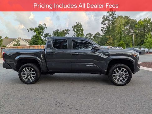 Certified 2025 Toyota Tacoma SR5 RWD image 4