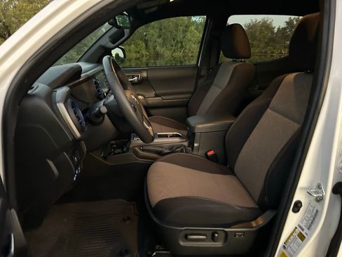 Certified 2023 Toyota Tacoma TRD Sport image 14