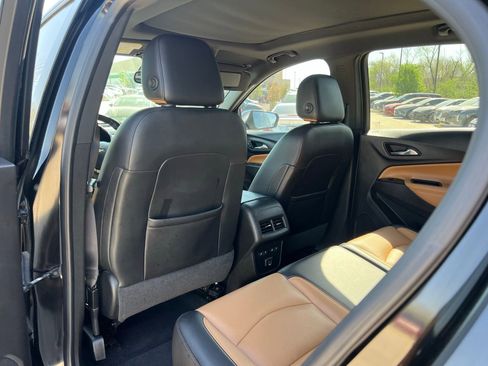 Used 2020 Chevrolet Equinox Premier image 17