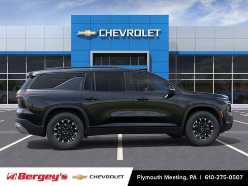 New 2026 Chevrolet Traverse Z71 w/ Driver Confidence Package AWD/4WD image 7