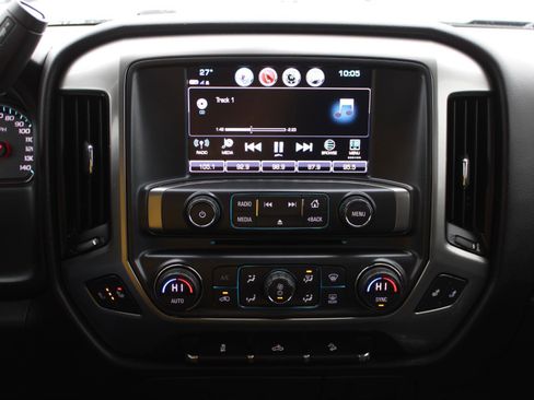 Used 2018 Chevrolet Silverado 1500 LT w/ All Star Edition image 12