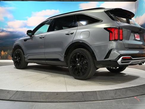Used 2021 Kia Sorento SX FWD image 5